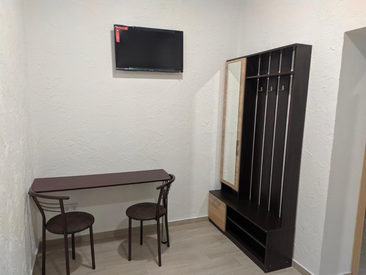 فندق Mirage تشيرنيفتسي المظهر الخارجي الصورة